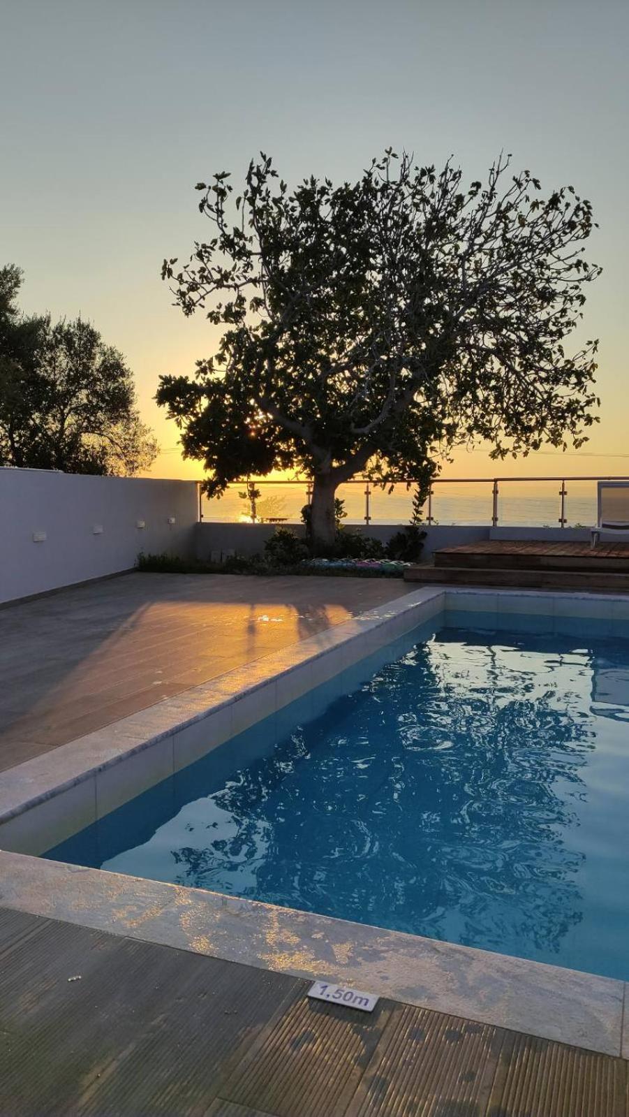 Emilia - With Private Swimming Pool Ferienhaus *